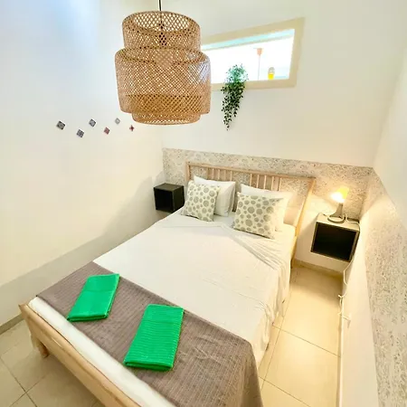 Lx Factory Alcantara 公寓