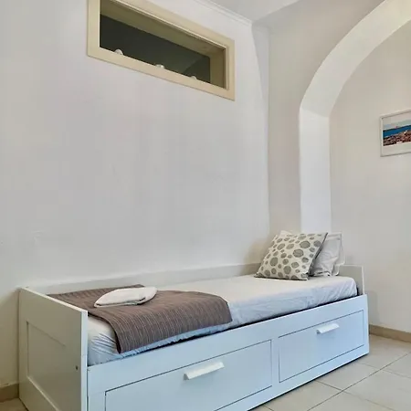 Lx Factory Alcantara